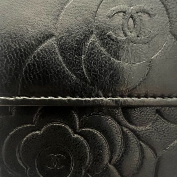 Chanel Black Lambskin Camellia Embossed Short Trifold Wallet - Picture 4 of 12